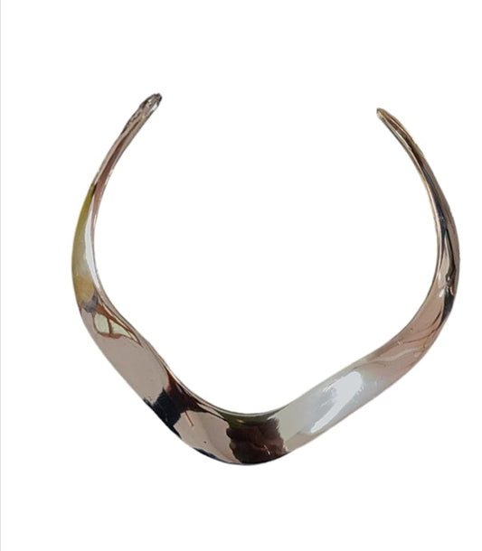 SPARKLING NAILON Designer Single Layer Curved Gold-Plated Hasli Necklace Choker | Elegant Women’s Jewelry Accessory - Sparkling Nailon